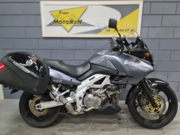 2002 Suzuki v Strom dl 1000 - €2,400 (1/1)