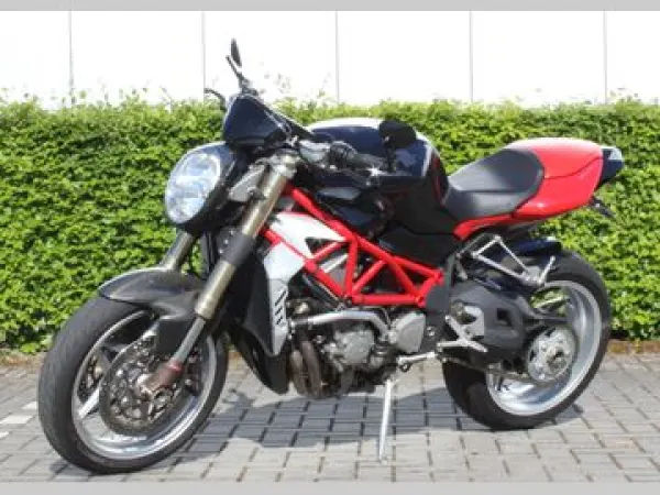 2005 MV Agusta Brutale 750 - € 4.250 (1/1)