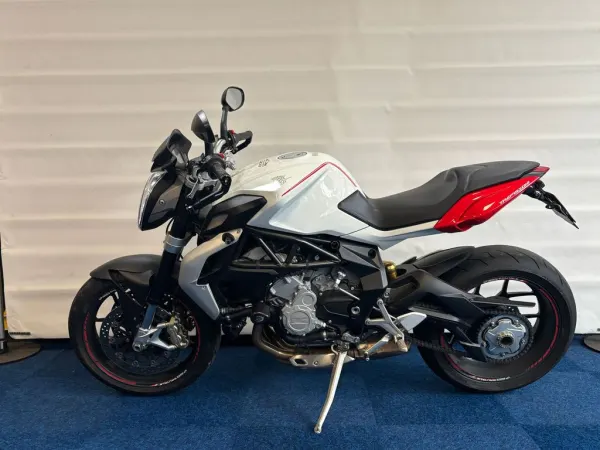 2013 MV Agusta Brutale 800 - € 7.599 (1/1)