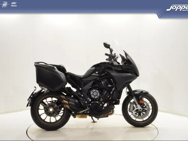 2023 MV Agusta Turismo Veloce 800 Lusso - €26,100 (1/1)