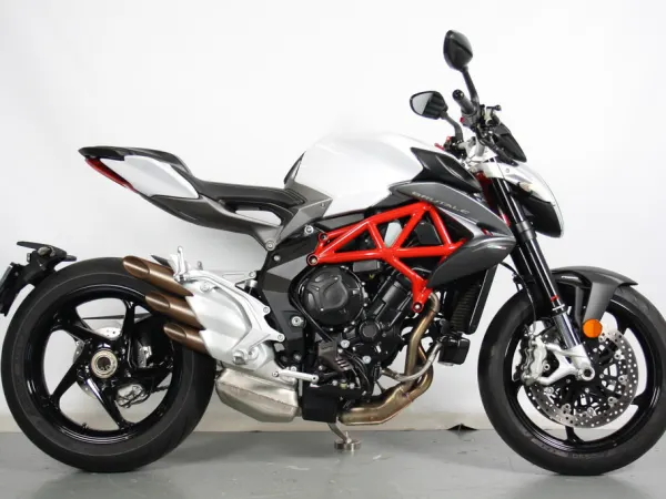 2016 MV Agusta Brutale 800 - € 10.090 (1/1)