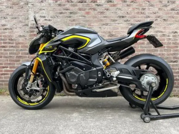 2022 MV Agusta Brutale 1000 RR - €26,985 (1/1)
