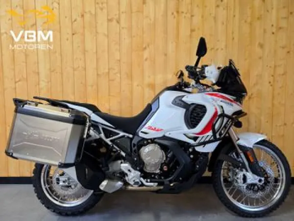 2025 MV Agusta LXP Orioli - € 29.990 (1/1)