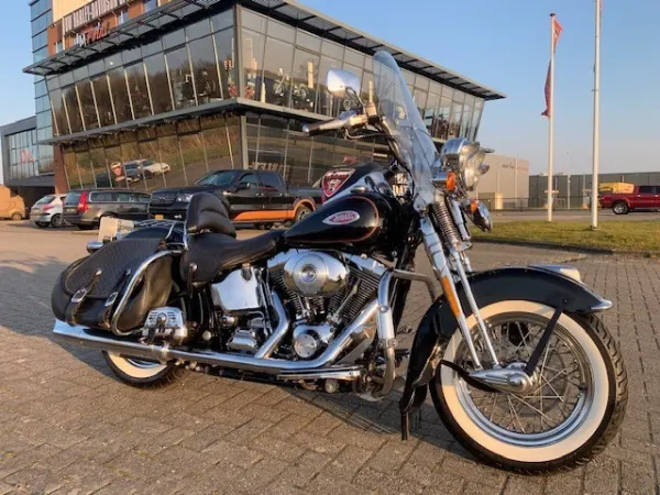 2001 Harley-Davidson Softail - € 14.950 (1/1)
