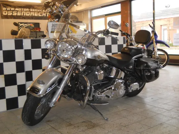 2003 Harley-Davidson Heritage Softail Classic FLSTC - € 9.950 (1/1)