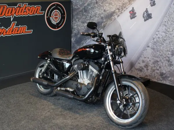 2011 Harley-Davidson XL 883 L Super Low (bj 2011) - €10,990 (1/1)
