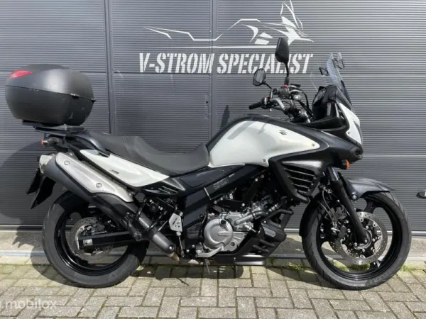 2011 Suzuki V-Strom 650 - € 5.999 (1/1)