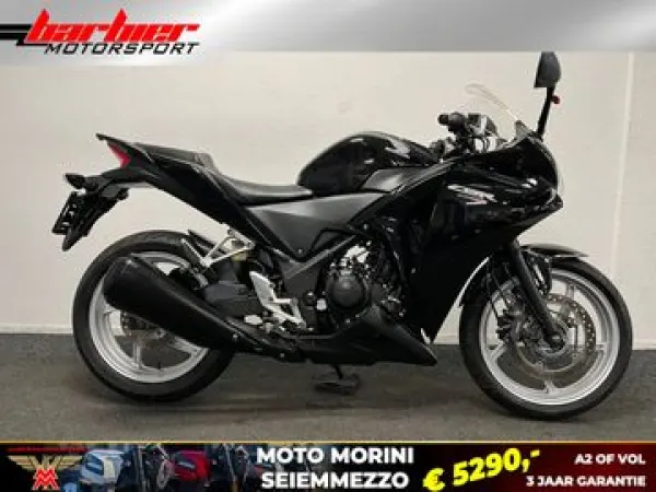 2011 Honda CBR 250 R - € 3.490 (1/1)