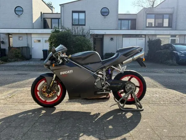2002 Ducati 748 - €7,999 · Bidding (1/1)
