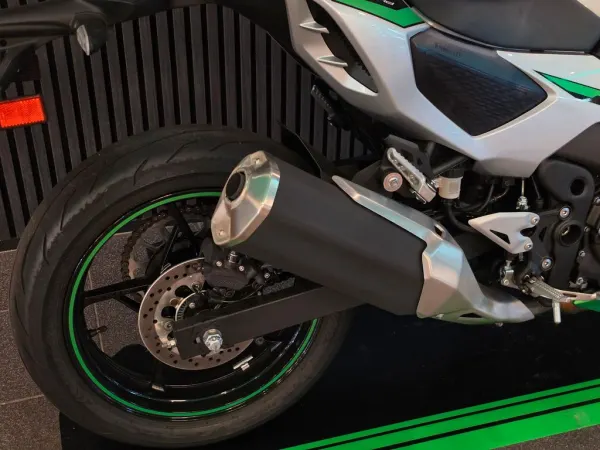 2024 Kawasaki Z 7 Hybrid - € 6.500 (1/1)
