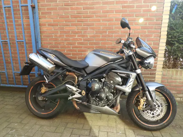 2011 Triumph Street Triple R - €3,490 (1/1)