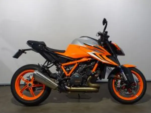 2025 KTM 1290 Super Duke R - €16,990 (1/1)