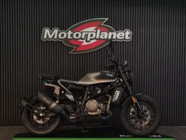 2020 Husqvarna Svartpilen 701 - € 8.489 (1/1)