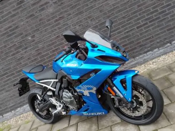 2026 Suzuki GSX-8R - € 10.999 (1/1)