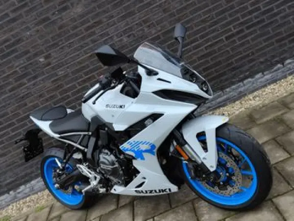 2026 Suzuki GSX-8R - € 10.998 (1/1)
