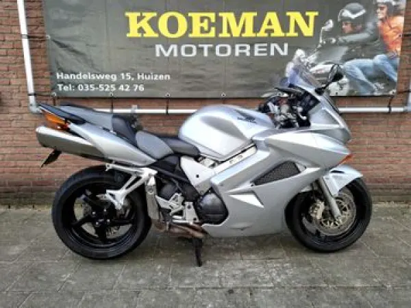 2002 Honda VFR 800 FI Vtec - €2,995 (1/1)