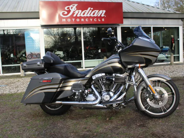 2013 Harley-Davidson Road Glide - € 15.950 (1/1)