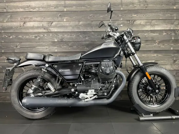 2022 Moto Guzzi V 9 Bobber - €8,490 (1/1)