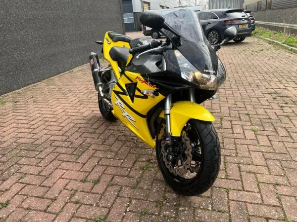 2003 Honda Fireblade - Bieden (1/1)