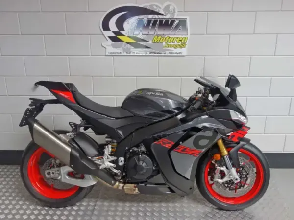 2026 Aprilia RSV 4 R - €24,249 (1/1)