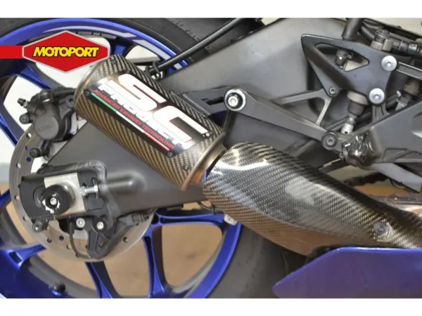 2020 Yamaha YZF R1 - €17,999 (1/1)
