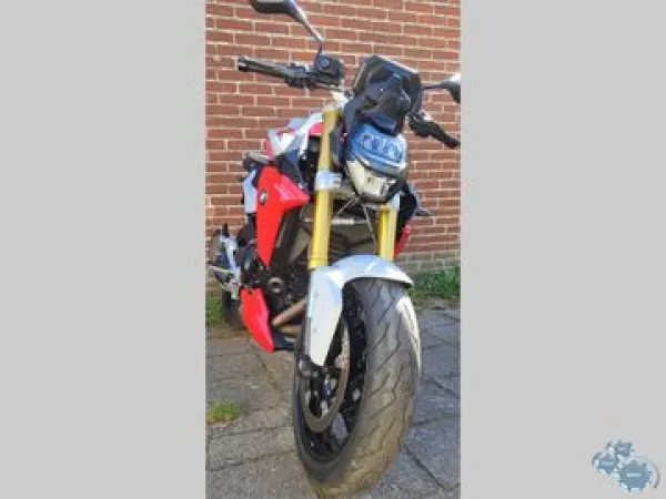 2021 BMW F 900 R - €7,726 (1/1)