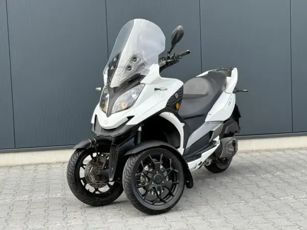 2020 Quadro  - € 3.695 (1/1)