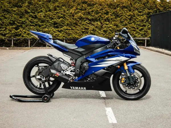 2006 Yamaha YZF-R6 - €7,950 (1/1)
