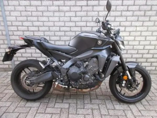 2024 Yamaha MT 09 Y-AMT - € 11.990 (1/1)