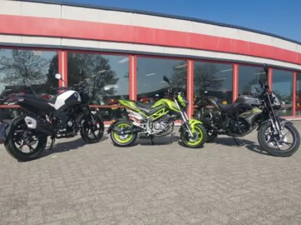 2026 Benelli TNT 125 - € 3.399 (1/1)