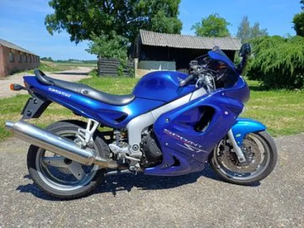 2002 Triumph Sprint ST 955 - €1,750 (1/1)