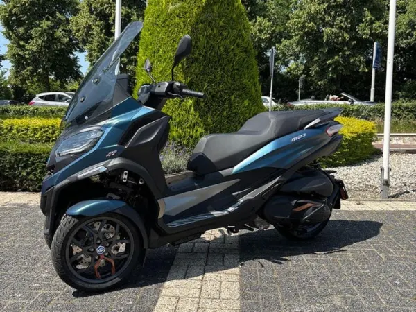 2026 Piaggio MP3 530 HPE | Nieuw - €14,600 (1/1)