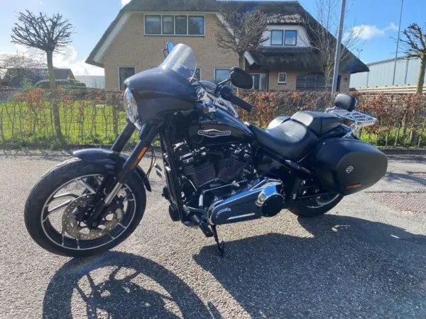 2018 Harley-Davidson Softail Sportglide - € 16.499 (1/1)