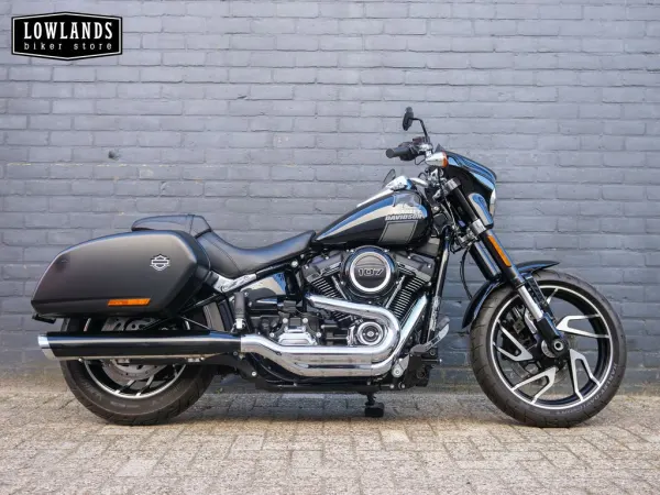 2021 Harley-Davidson Softail Sportglide - € 19.995 (1/1)