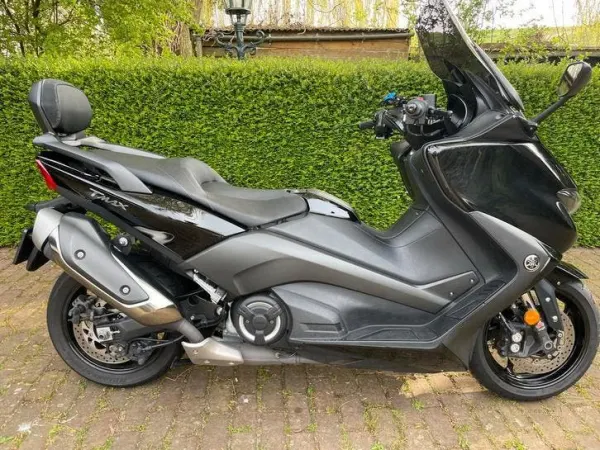 2020 Yamaha T Max t Max 530 560-Zo Goed als Nieuw - € 7.950 · Bieden (1/1)