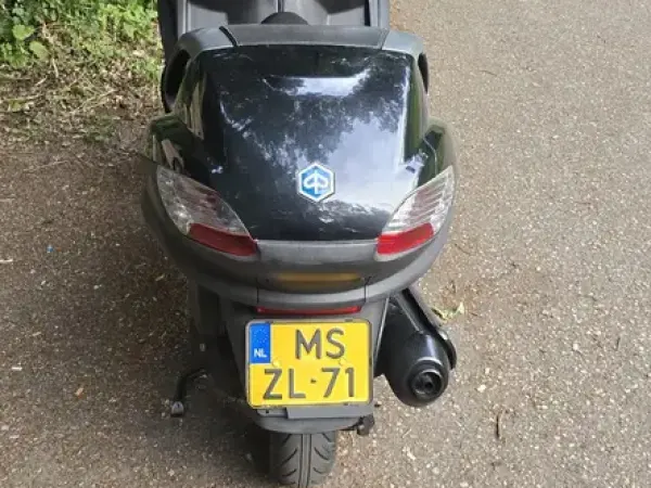 2009 Piaggio MP3 250 - € 2.000 (1/1)