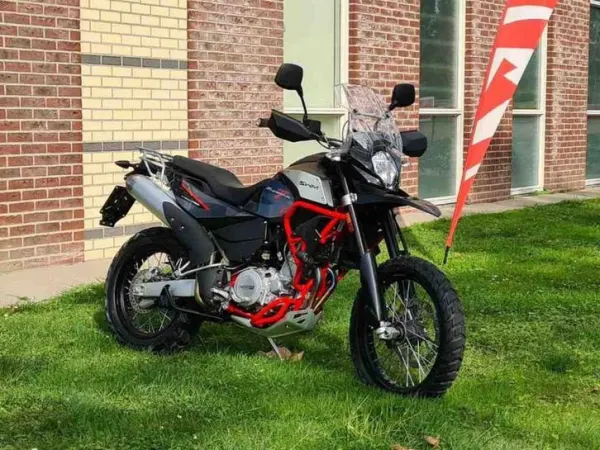 2025 SWM Superdual - € 5.995 · Bieden (1/1)
