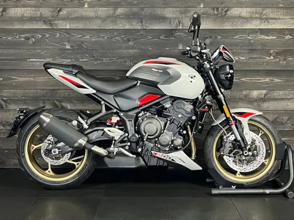 2026 Triumph Trident 800 - € 11.345 (1/1)