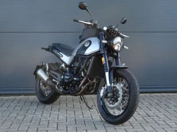 2022 Benelli Leoncino 500 - € 4.699 (1/1)