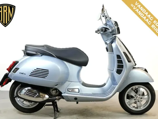 2022 Vespa GTS 300 - € 5.850 (1/1)