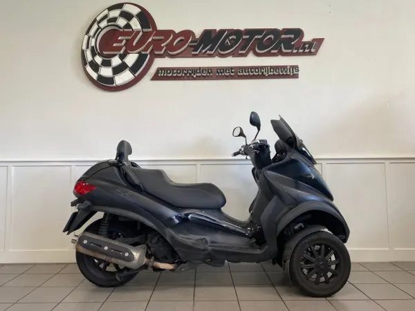 2010 Piaggio MP3 400 LT Sport - € 2.750 (1/1)