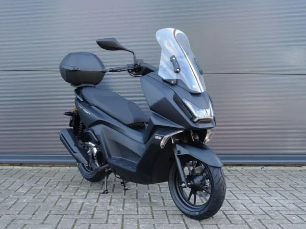 2026 Kymco Skytown 125I A1 Nieuwe Motoscooter - € 3.249 · Bieden (1/1)