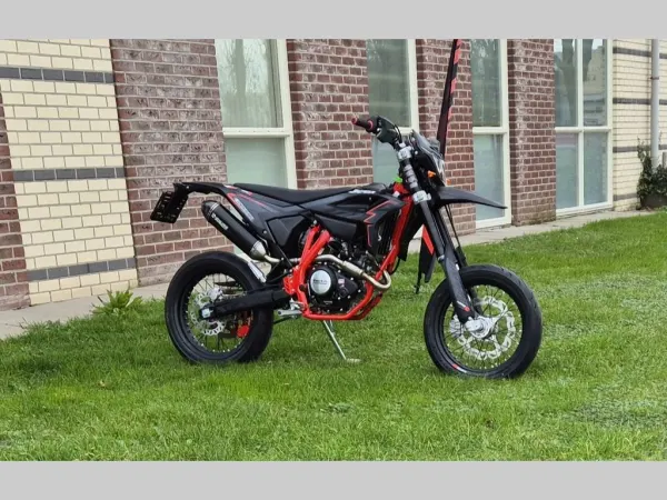 2026 Beta RR 125 Motard LC - € 6.099 (1/1)
