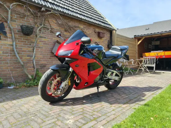 2004 Honda CBR 600 - € 4.250 (1/1)