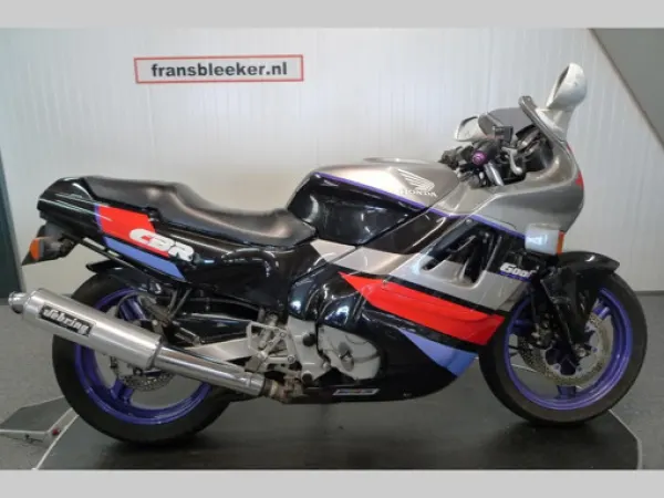1990 Honda CBR 600 F - €999 (1/1)