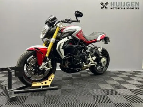 2016 MV Agusta Brutale 800 - €10,495 (1/1)