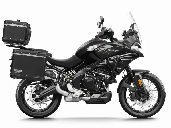2026 Cfmoto 700 MT Adventure GT - €8,499 (1/1)