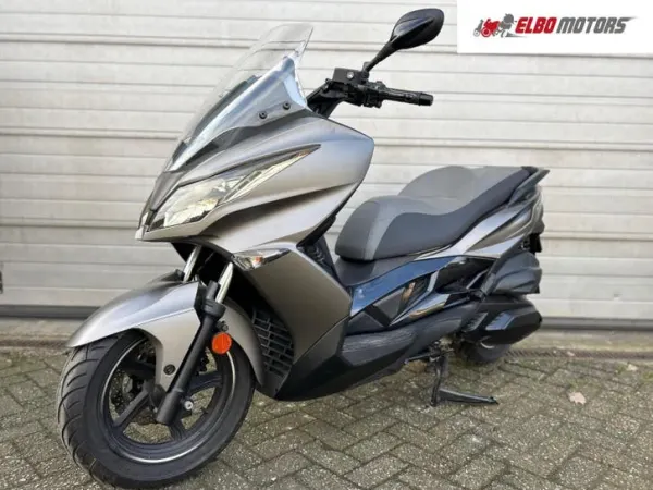 2020 Kawasaki J 300 - € 4.199 (1/1)