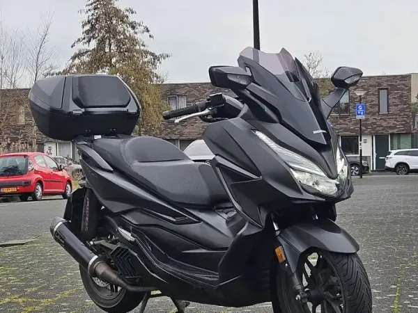 2023 Honda Forza 125 - € 3.550 (1/1)