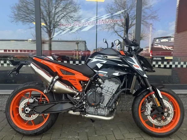 2023 KTM 890 Duke GP - € 10.990 (1/1)